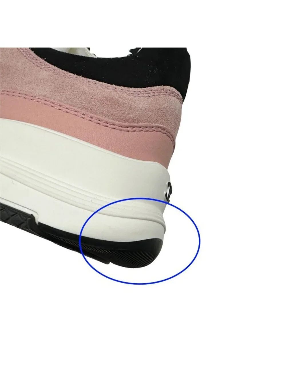 Chanel Sneakers Suede Pink CC Logo Casual